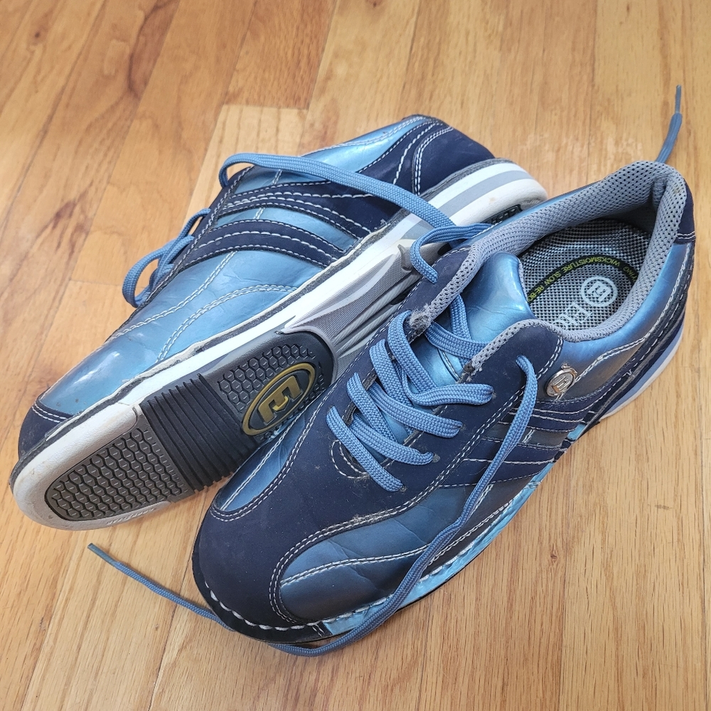 Bowling shoes